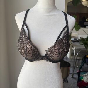 Victoria's Secret Very Sexy Push Up Elegant Black Lace Bra